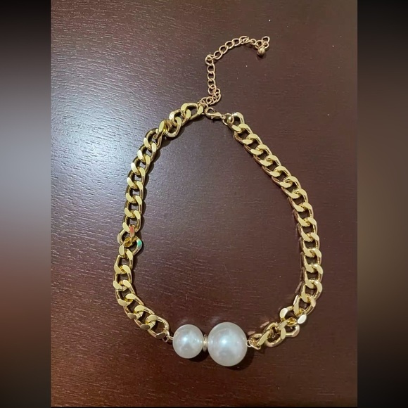 Anthropologie Ginevra Pearl Gold Chain Statement Necklace - Picture 8 of 14